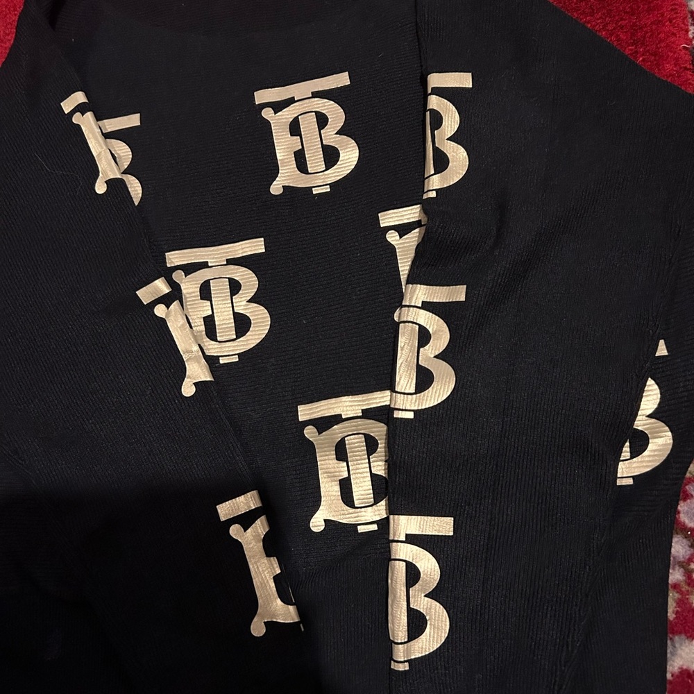 Brand sweater size large brand new never worn